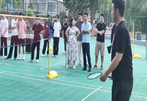 学生参加技能大赛